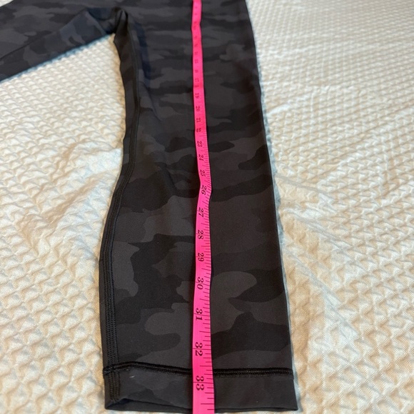 Lululemon Wunder Train Cropped Leggings | Good Used Condition - Picture 2 of 9